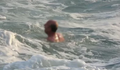 Alanya’da yaşlı turist az kalsın boğuluyordu