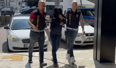 Alanya’da annesini öldüren cani evladın yargılanmasına başlandı