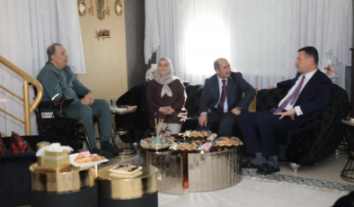 Kaymakam Ürkmezer gezi ve şehit ailelerini ziyaret etti