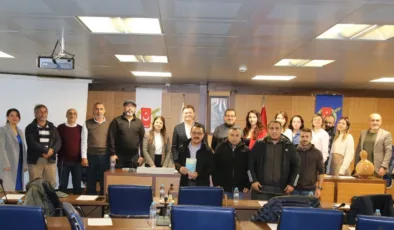 Ünlü gazeteci AGC’nin etkinliğinde öğrencilerle buluştu