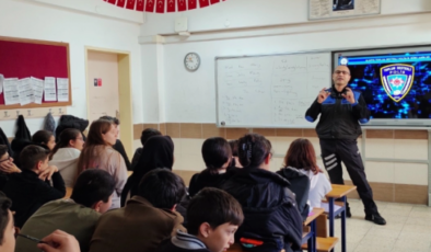 Alanya’da öğrencilere siber zorbalık anlatıldı