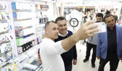 Yücel, “Esnaflarımızın yanındayız, yanında olmaya devam edeceğiz”