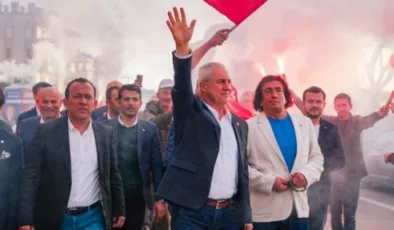Özçelik, Avsallar'da vatandaşlarla buluştu