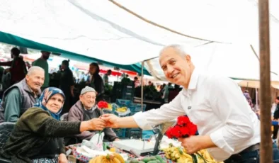 Özçelik, pazar esnafını ziyaret etti