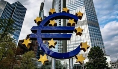 Euro Bölgesi’nin 4 büyük ekonomisi beklentilerin üzerinde büyüdü