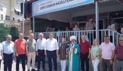 Alanya’da okul yararına kermese yoğun ilgi