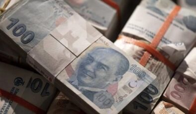 Bütçe nisanda 177,8 milyar TL açık verdi