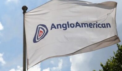Maden devi Anglo American, elmas ve platin işinden çıkıyor
