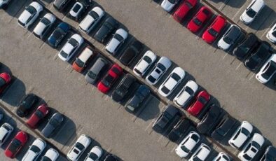 Otomotiv satışları 20 ay sonra düştü: En çok hangi markalar tercih edildi?