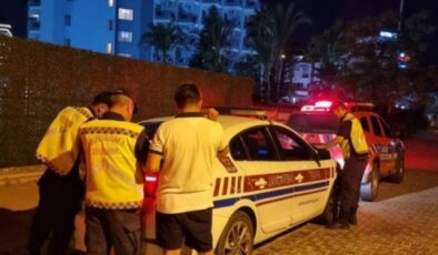 Alanya’da jandarma 19 aracı trafikten men etti