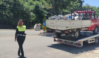 Alanya’da jandarma 10 aracı trafikten men etti