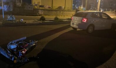 Alanya’da otomobil ile motosiklet çarpıştı: 1 yaralı