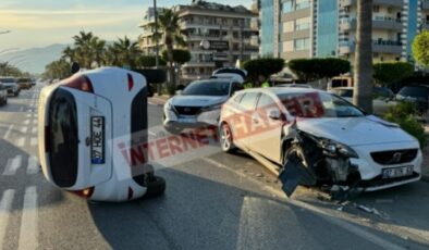 Alanya’da otomobil yan yattı!