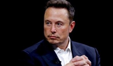 Apple yapay zeka yeniliklerini tanıttı: Elon Musk’tan Apple’a yönelik sert tepki