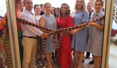 MAHMUTLAR EL SANATLARI MERKEZİ YIL SONU SERGİSİ AÇILDI
