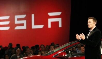 Tesla hissedarlarından Elon Musk’ın maaş paketine onay
