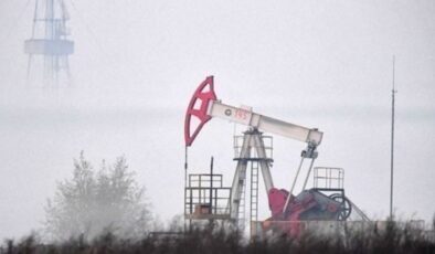 ABD’nin ticari ham petrol stokları düştü
