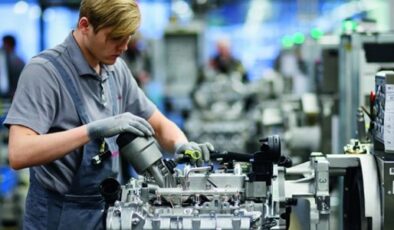 Almanya’da fabrika siparişleri düşüşünü beşinci aya taşıdı