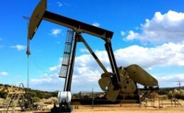 Petrol fiyatları 6 haftanın en düşük seviyesinden toparlandı