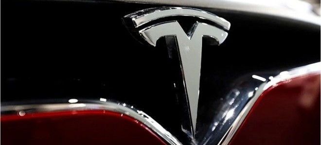 Tesla’nın kârı ikinci çeyrekte sert düştü