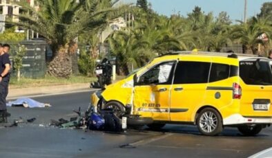 Alanya’da taksi ile çarpışan 22 yaşındaki motosiklet sürücü öldü