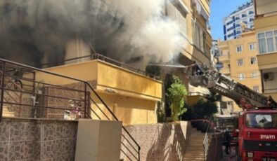 Alanya’da apartman dairesinde çıkan yangın hasara neden oldu