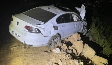 Alanya’da 16 yaşındaki sürücü otomobille uçuruma yuvarlandı