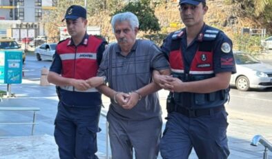 Alanya’da oğlunu öldüren, eşini ağır yaralayan baba tutuklandı