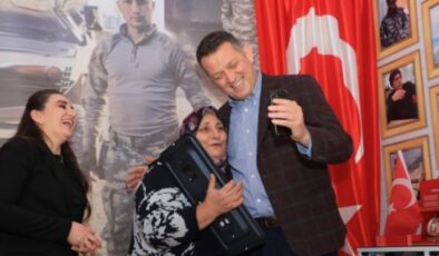 Kaymakam Ürkmezer’den şehit ailesine ziyaret