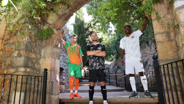 İşte Alanyaspor’un yeni sezon formaları